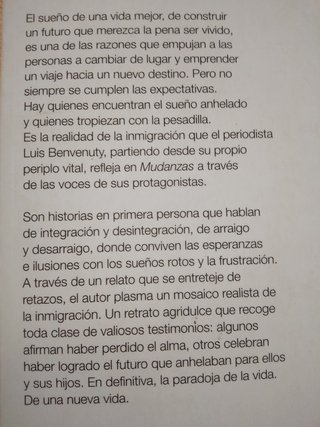 LOTE (VI) DE 3 LIBROS Y NOVELAS