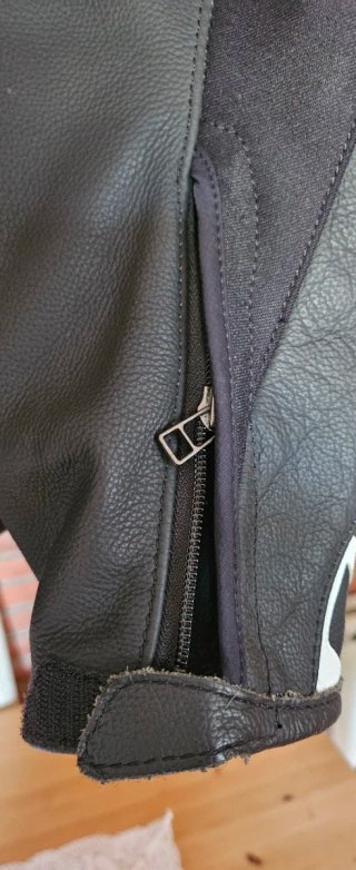 Chaqueta Dainese Sportiva Piel Negra Mate "nueva"