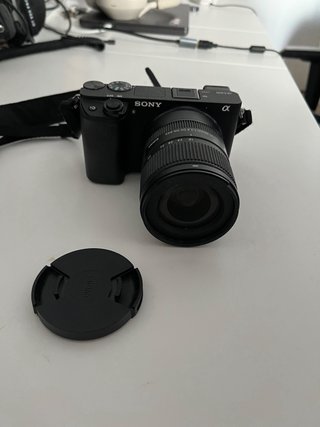Sony a6300 + Sigma 18-50mm f/2.8 DC DN