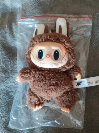 Muñeco estilo Labubu peluche