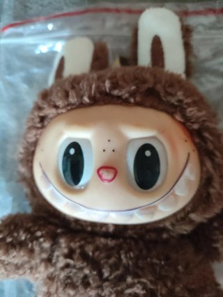 Muñeco estilo Labubu peluche