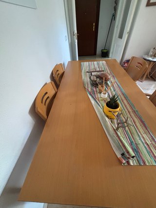 Mesa comedor con 4 sillas madera