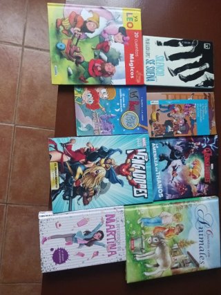 Vendo libros y cuentos,todos juntos