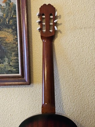 Guitarra Admira Cuerdas Nuevas