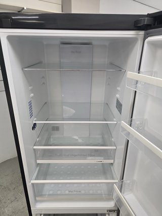 Nevera Haier plateada