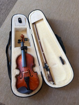 Violín Suzuki 1/16 con funda y arco
