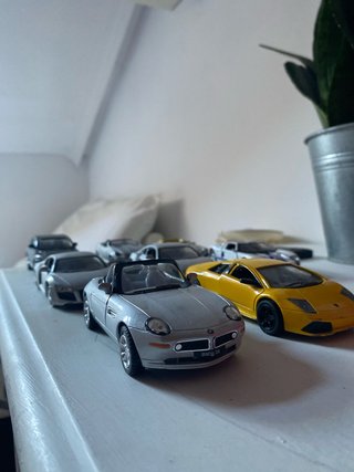Pack de coches deportivos de juguetes