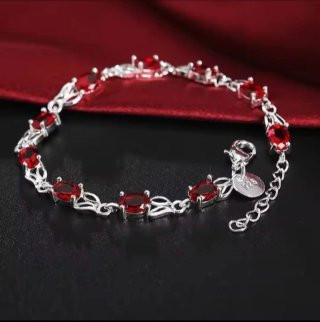 Pulsera con Piedras Rojas Ovaladas