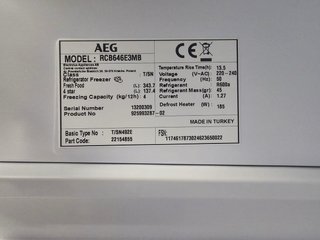 Nevera AEG