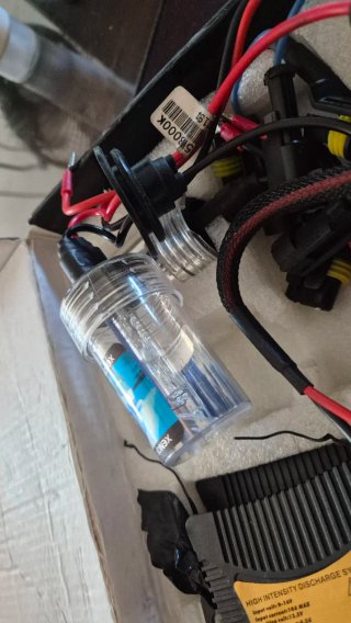 Kit Xenon HID 8000K Balastro 2 unidades (4 bombill