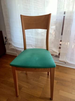 Mesa y 4 Sillas Comedor Madera