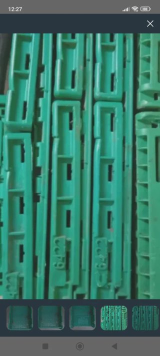 Cajas de plástico plegables verdes