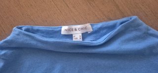 Maglia Donna Manica Lunga Azzurra "Nice & Chic"