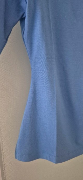 Maglia Donna Manica Lunga Azzurra "Nice & Chic"