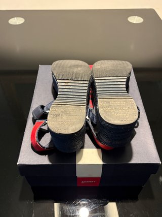 Sandalias Tommy Hilfiger Azul y Rojo