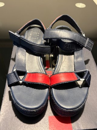 Sandalias Tommy Hilfiger Azul y Rojo