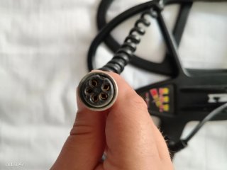 Plato detector de metales