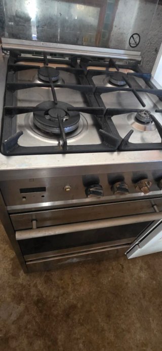 Cocina de gas con horno