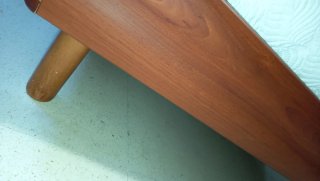 Somier con patas de 135 x 190