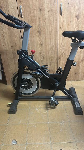 Bicicleta Estática Indoor Sovnia semi nueva