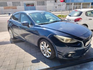 Mazda 3 2015 con 200000kms