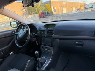 Toyota Avensis 2003