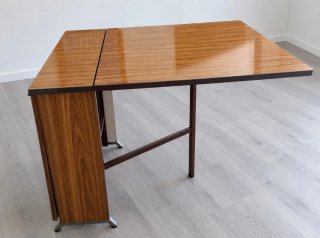 Mesa plegable madera y metal