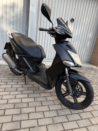 Kymco Agility 125cc Scooter Negra 2010