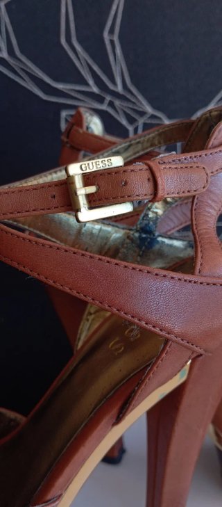 Zapatos Guess Cogna Carey Talla 36