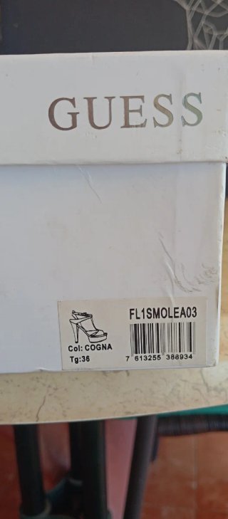 Zapatos Guess Cogna Carey Talla 36