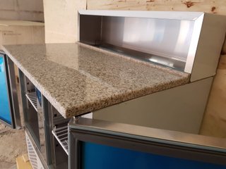 Mesa Refrigerada Profesional para Pizzería
