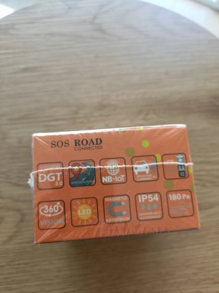 Baliza de emergencia V16 SOS ROAD Connected