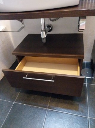Mueble de baño con lavabo