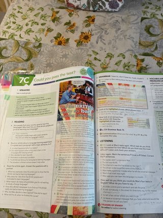 English File A2/B1 Pre-intermediate With Online...