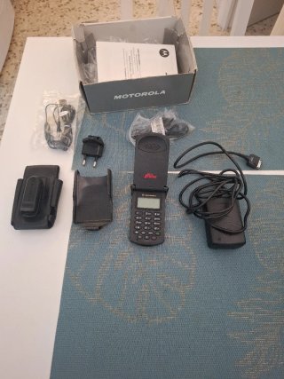 Teléfono Motorola Star Tac + Accesorios