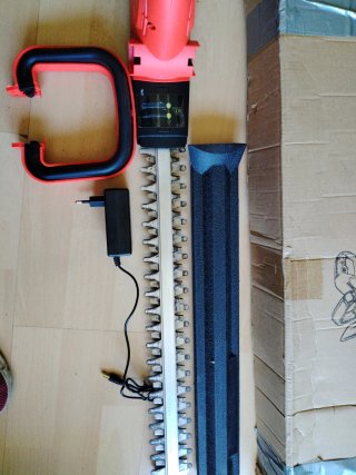 Cortasetos eléctrico recargable