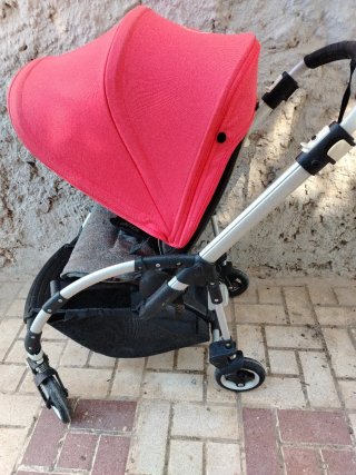 Carrito Bugaboo gris y rojo