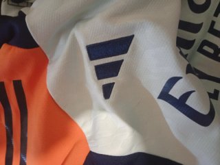 Conjunto Real Madrid Adidas Naranja y Celeste