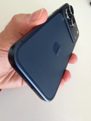 iPhone 17 Pro 256 GB batteria al 100%