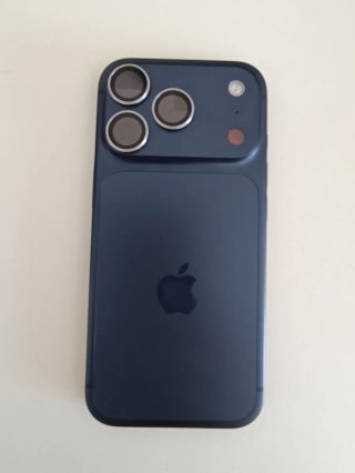 iPhone 17 Pro 256 GB batteria al 100%
