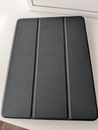 Apple iPad 7ª Gen Plata (A2197) + funda magnética
