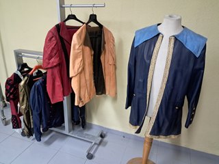 LOTE Chaquetas GOLLESCO, FIESTA, Modista Disfraz