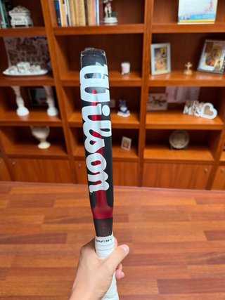 Pala de pádel Wilson Roja y Negra