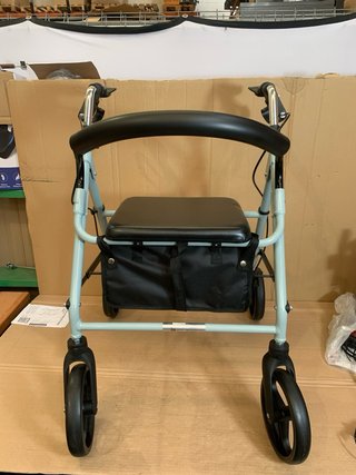 Andador Silla Mobiclinic 25TY716