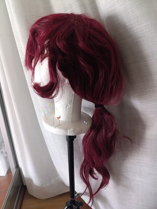 Peluca cosplay Megara morado/rojo