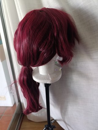 Peluca cosplay Megara morado/rojo