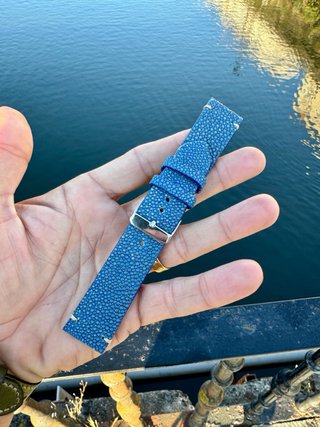 Correa artesanal para reloj azul