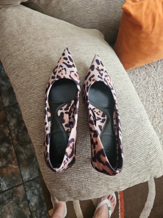 Zapatos Zara tacón fino estampado leopardo