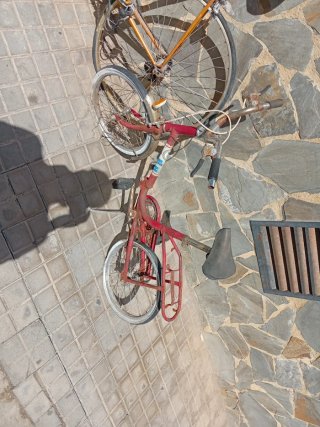 Bicicletas antiguas (2 unidades)