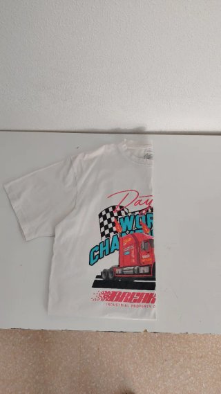 Camiseta Daytona World Championship Truck